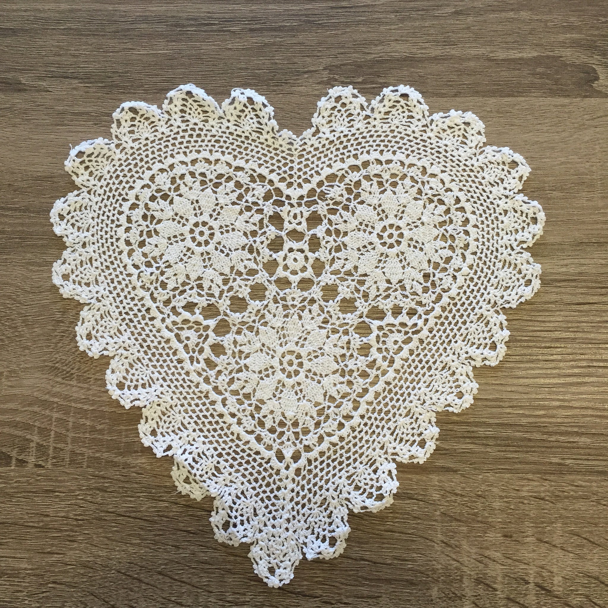 Strawberry Heart Shaped Doilies White 10" Inch