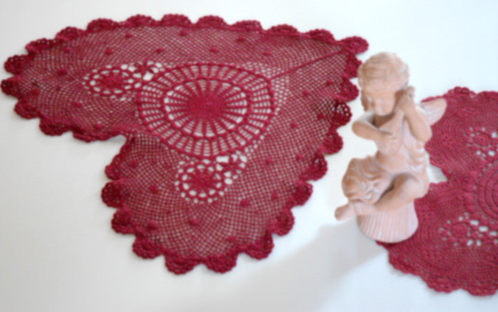 Poppy Heart Shaped Doilies  Red 18" Inch