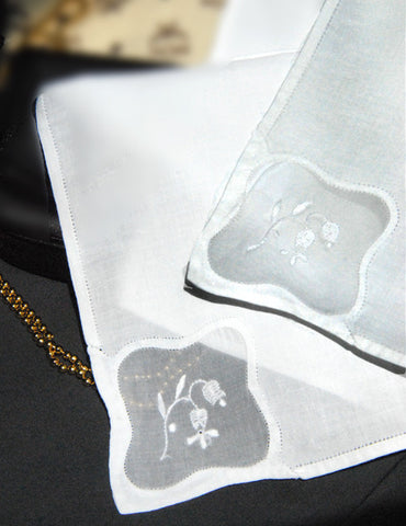 Dancing Snapdragon Handkerchief White