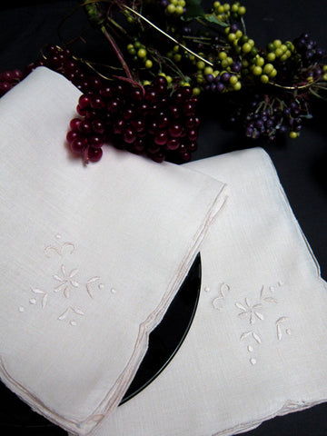 Littlest Garden Luncheon Napkin Ivory 17" Inch