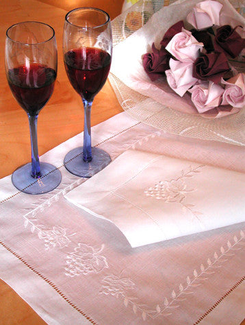 Grapes Vine Placemat Set