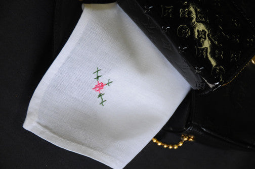 The Barn x-stitch Handkerchief 13" Inch